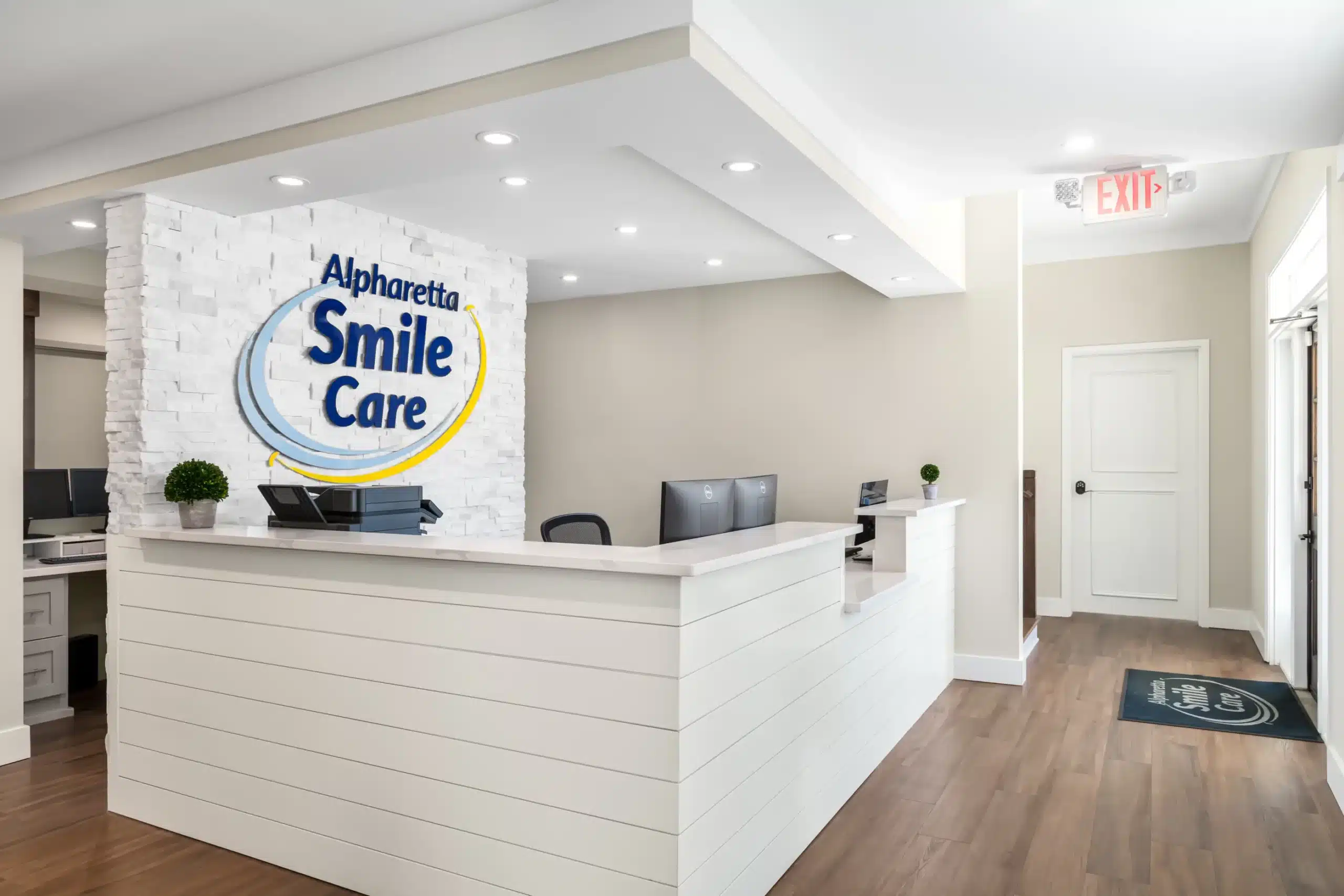 Reception desk at Alpharetta Smile Care
